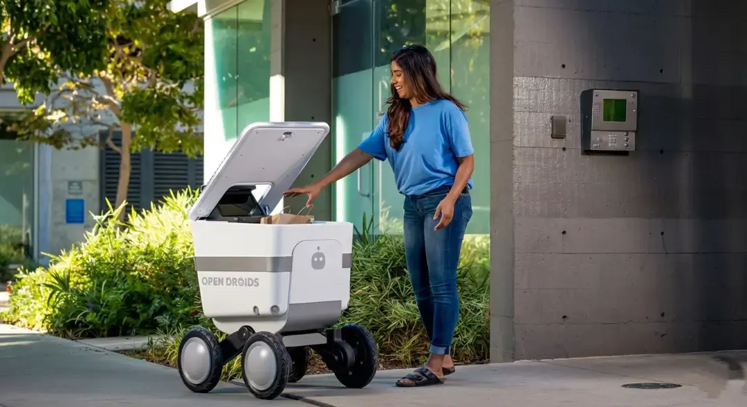 OpenDroids delivery robots move orders from backroom or micro fulfillment zones to pickup points.